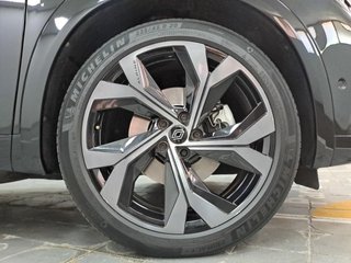 RENAULT Austral Híbrido Austral 1.2 E-Tech Híbrido Iconic Esprit Alpine 146kW