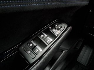 RENAULT Austral Híbrido Austral 1.2 E-Tech Híbrido Iconic Esprit Alpine 146kW