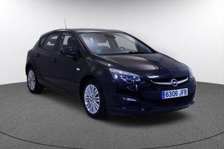 Opel Astra 1.6 SELECTIVE 5P