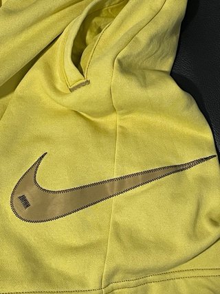 Bermudas Nike Tech Fleece Amarillas Talla XS