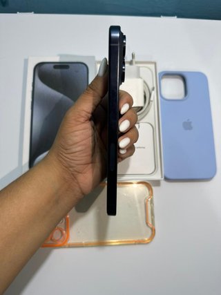 iPhone 15 Pro Max Azul