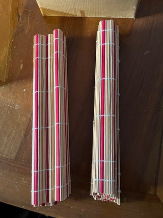 Set Sushi Japonés: Palillos, Platos y Esterillas