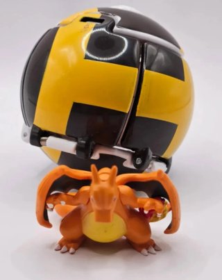Figura Pokémon Charizard