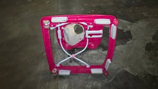 Andador para bebé rosa