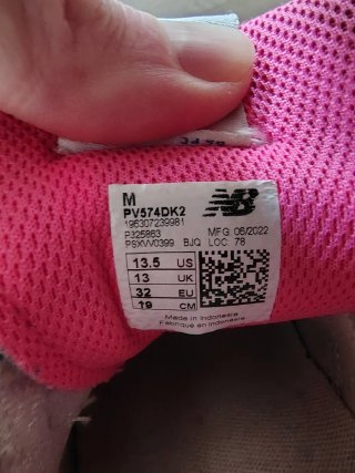 2 paia scarpe bambina n. 32 e 33