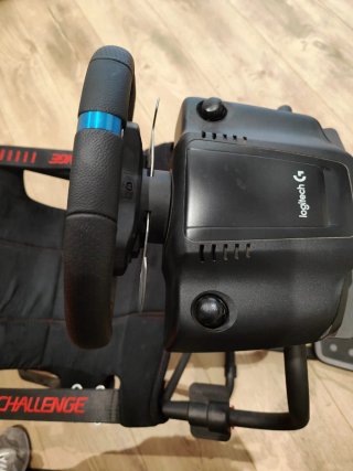 Volante Logitech G29 + Cockpit Playseat