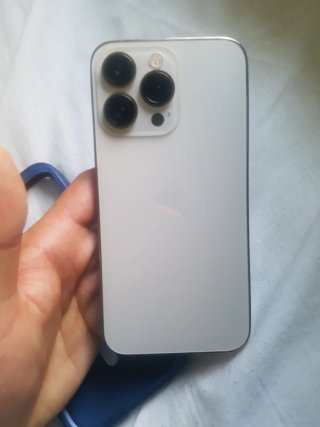 iPhone 13 Pro dorado