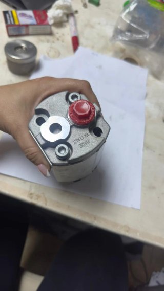 Bomba hidráulica Galtech nueva  1SPA098DMC32BN275G