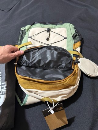 Mochila The North Face Beige y Verde
