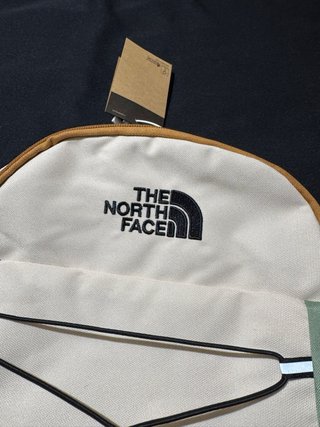 Mochila The North Face Beige y Verde