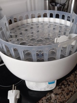 Esterilizador y Calienta Biberones MAM Eléctrico