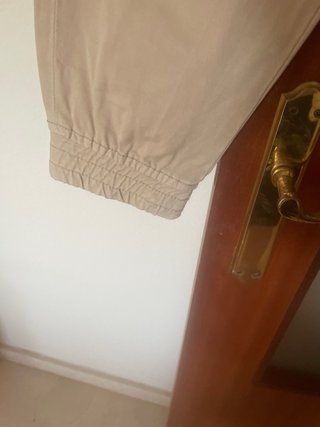 Pantalón de verano beige