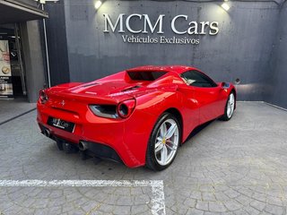 Ferrari 488 Spider cabrio 492 kW (670 CV)