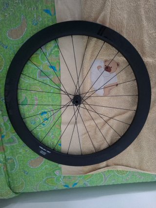 Ruedas Carbono Perfil 50 en stock