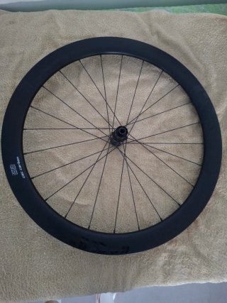 Ruedas Carbono Perfil 50 en stock
