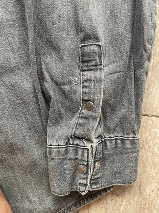 Sobrecamisa vaquera gris Zara mujer