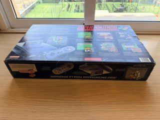 Consola Super Nintendo Entertainment System (MINT)