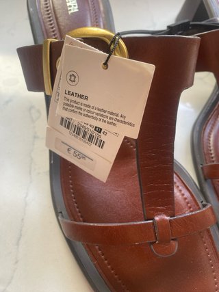 Sandalias Zara Piel Marrón Hebillas Talla 41