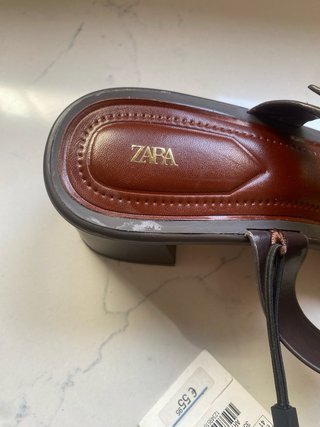 Sandalias Zara Piel Marrón Hebillas Talla 41