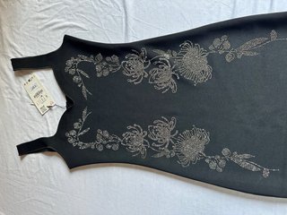 Abito Zara nero con dettagli floreali