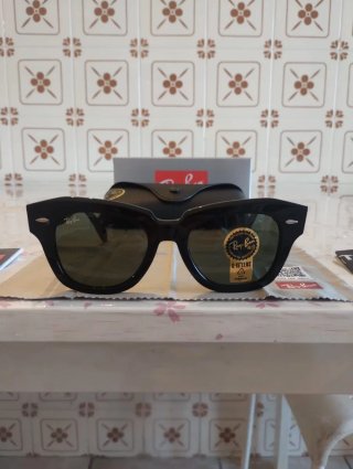 Occhiali da sole Ray-Ban State Street neri