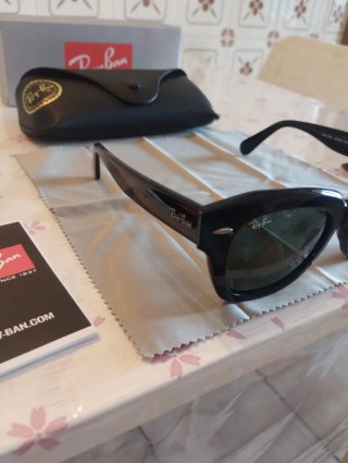 Occhiali da sole Ray-Ban State Street neri