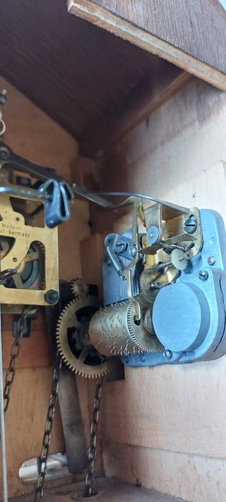 Raro orologio a cucù con musicanti