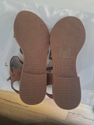 Sandalias planas piel Les Petites Bombes
