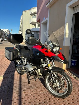 BMW R1200GS Adventure Roja y Negra