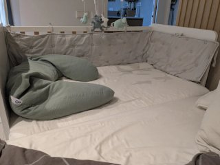 Cuna colecho Trama Blanca - Como Nueva con colchón