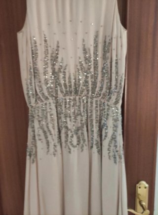 Vestido fiesta nude con pedrería