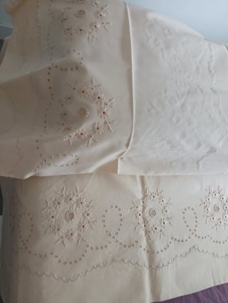 Sábanas bordadas J. Dalmases