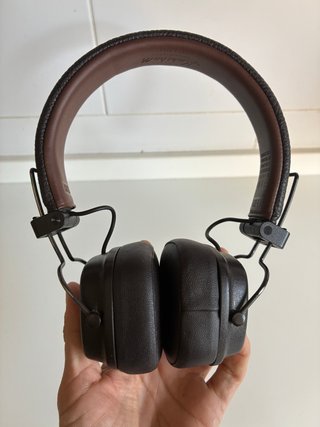 Marshall Major IV Auriculares Bluetooth Marrones