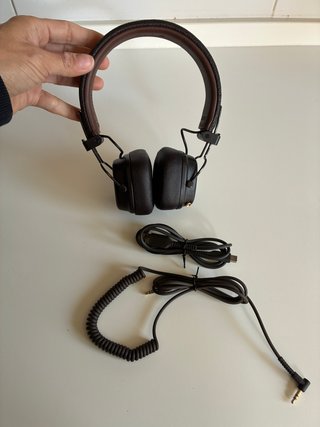 Marshall Major IV Auriculares Bluetooth Marrones