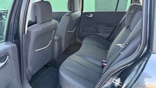 Solo 123.000 km Renault Megane 1.9 dci 120cv