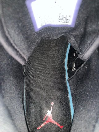 Jordans zapatilla medio uso tienen