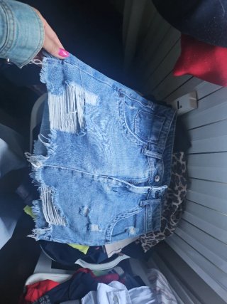 Gonna corta jeans strappati
