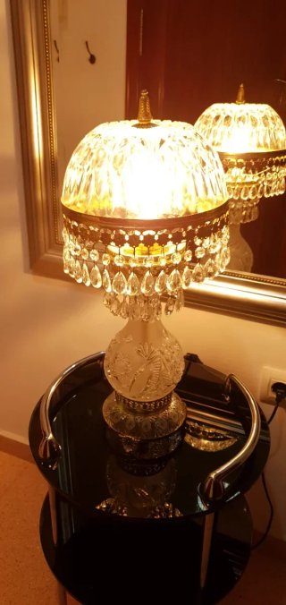 Lámpara de mesa antigua cristal