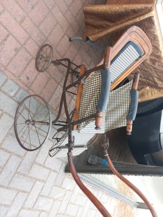 Carrito de bebé antiguo 1890-1900