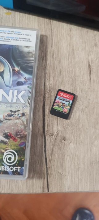 Nintendo Switch + Juegos + mandos + accesorios