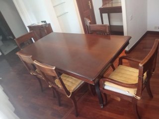Mesa,6 Sillas Madera .URGE VENTA !!!