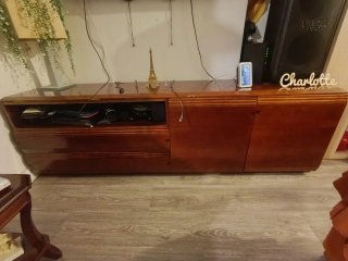 Mesa madera con cristal TV Sofá Somier