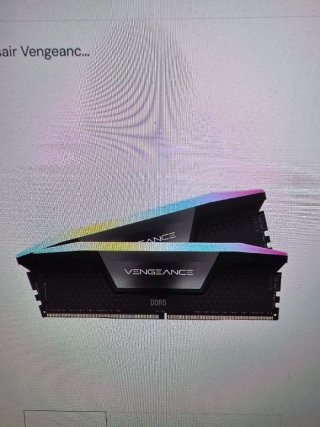 Memoria DDR5 Corsair Vengeance RGB 4x32GB