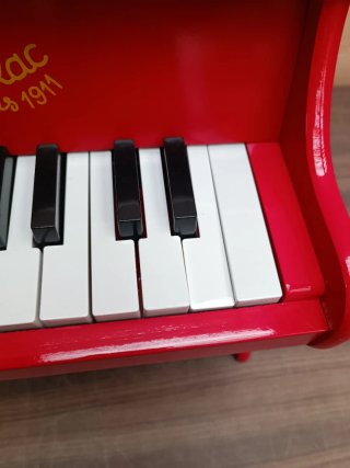 AVERÍADO - Piano de Madera Infantil Vilac