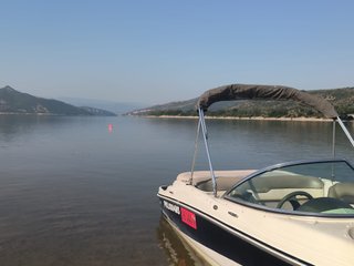 Lancha SEA RAY 180 SPORT