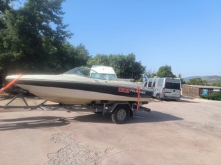 Lancha SEA RAY 180 SPORT