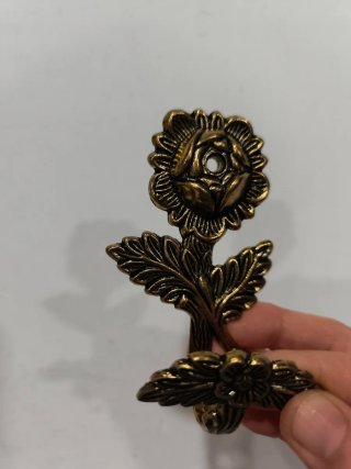 Antiguos Percheros Bronce Macizo Flor Flores