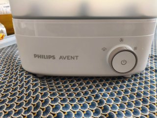 Esterilizador biberones. Philips Avent.