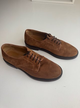 Zapatos de ante marrones