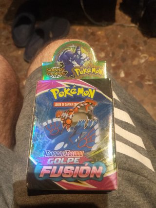 Cartas Pokémon Astros Brillantes